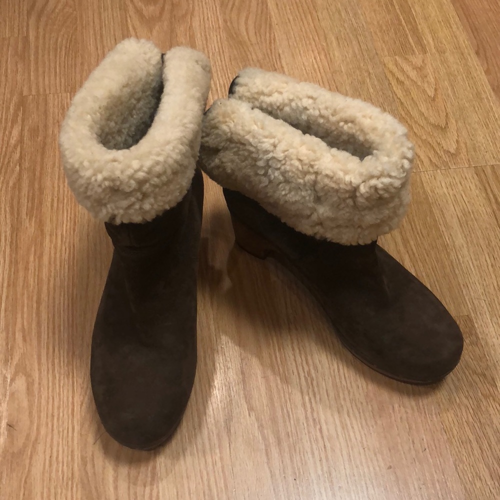 UGG Lynea sheepskin Clog